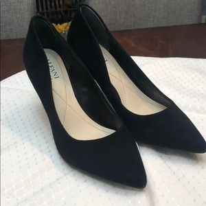 Alfani suade black pumps